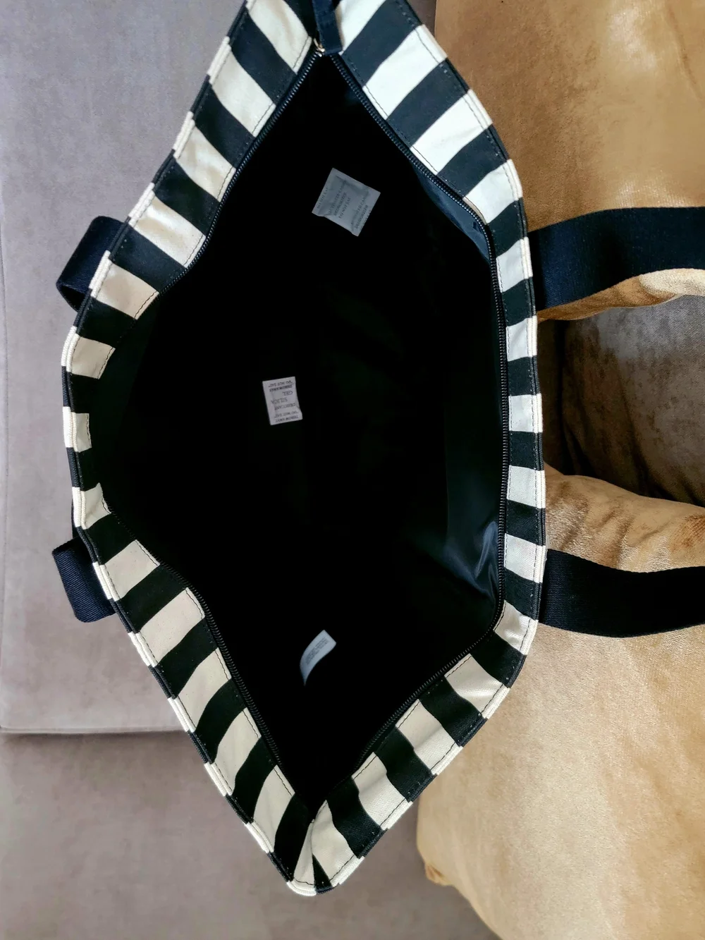 Victoria's Secret NWT Stripe Canvas Varsity Logo Large Travel Zipper Tote Bag